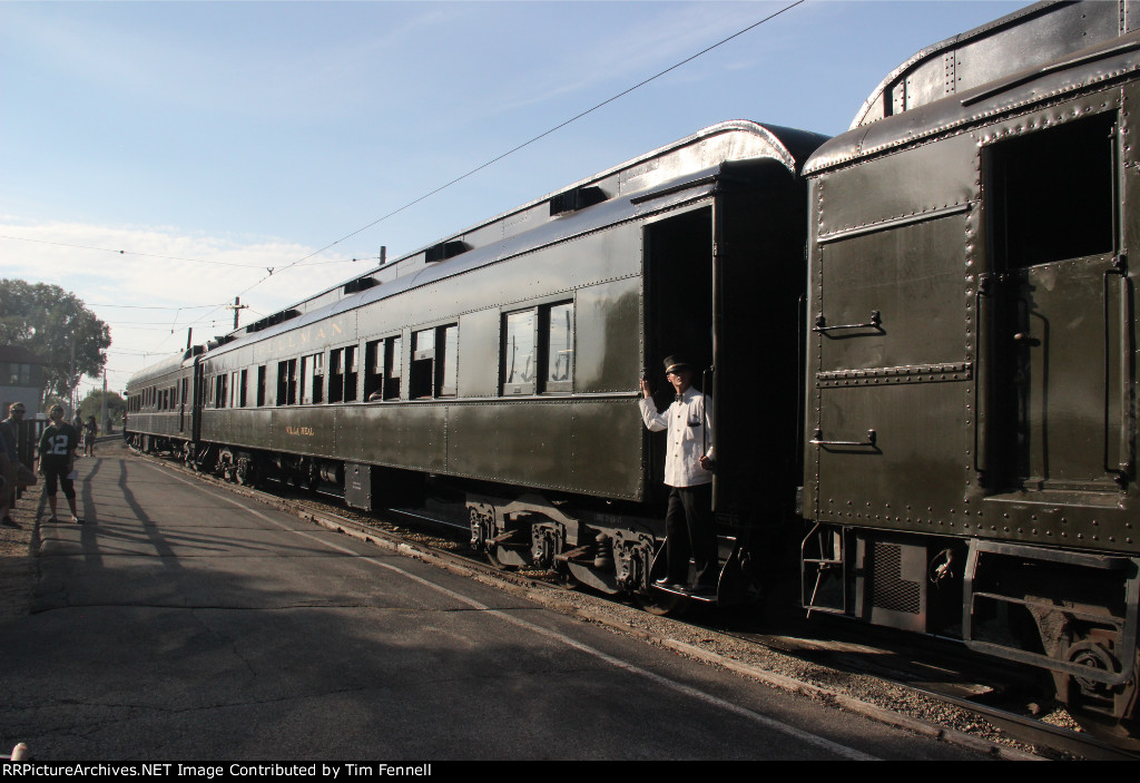 Pullman's Operating for Showcase Weekend